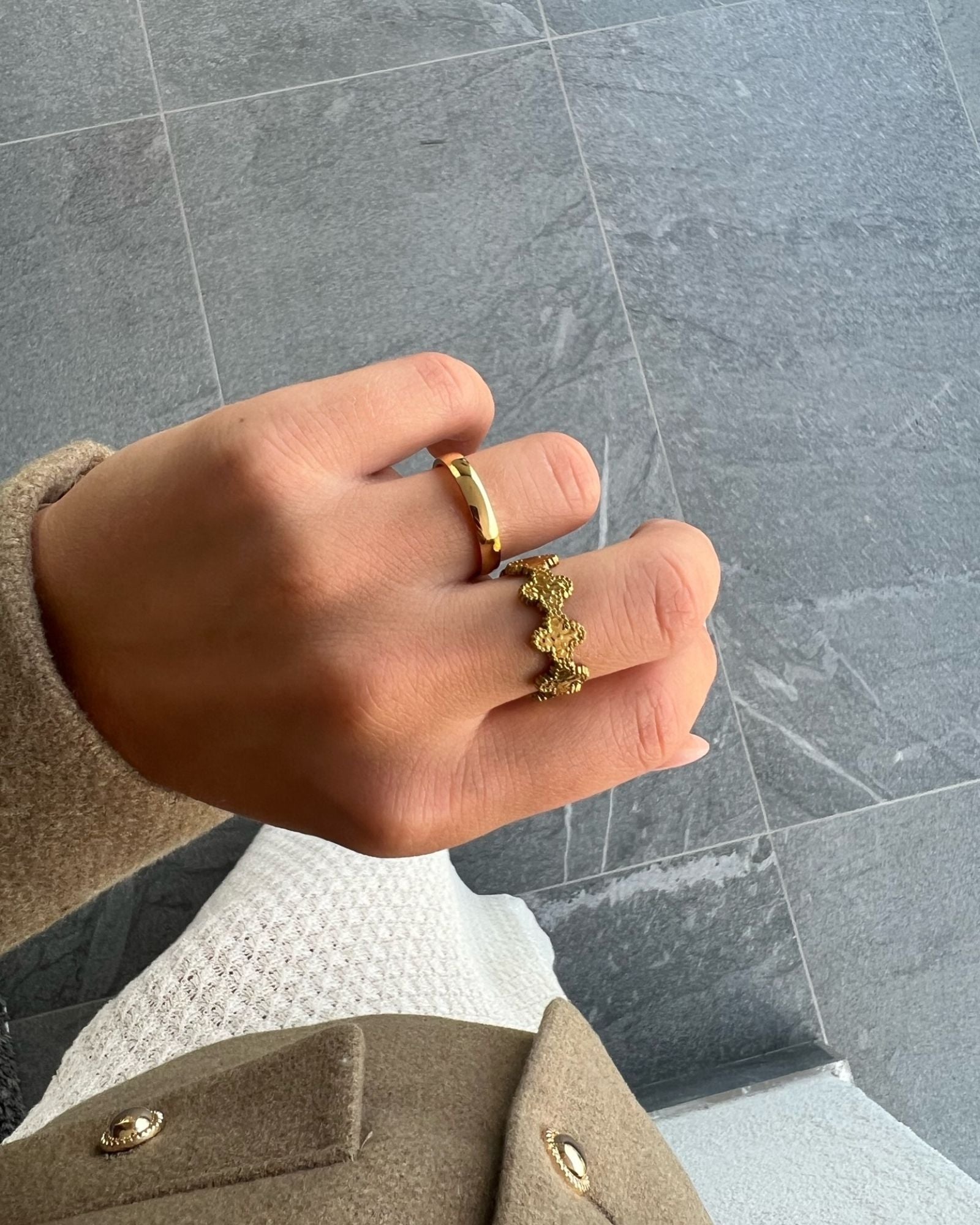 CLARA RING