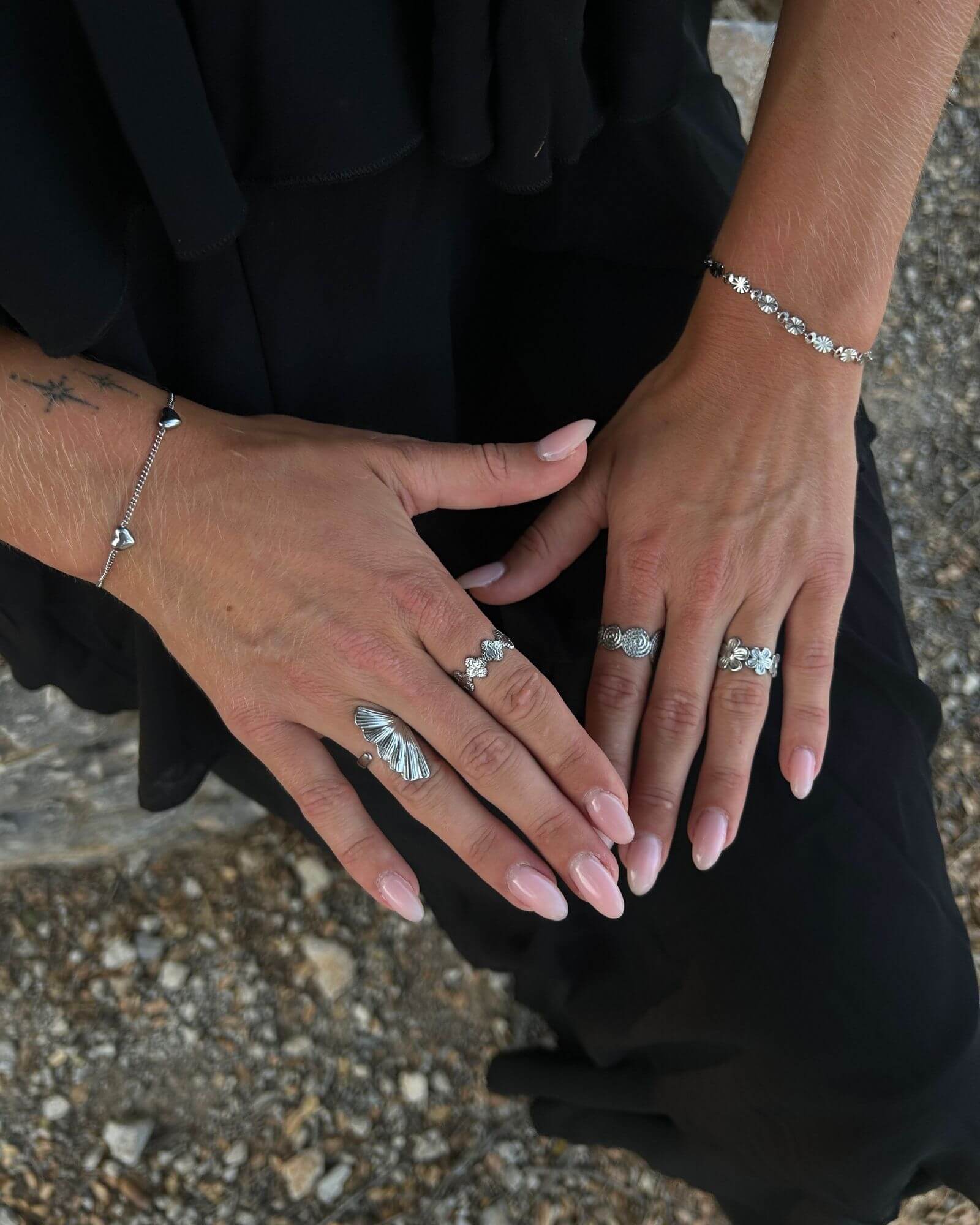 NAOMI RING