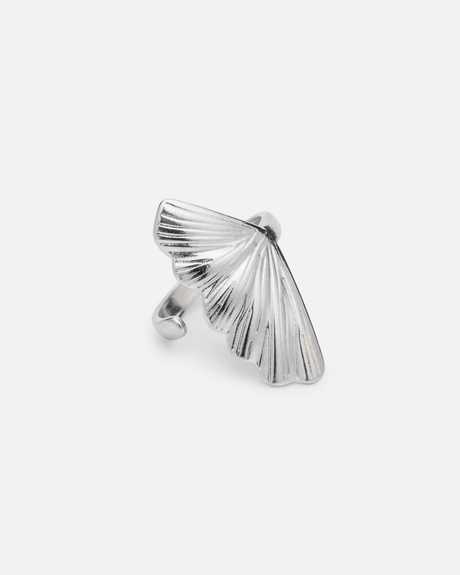 NAOMI RING